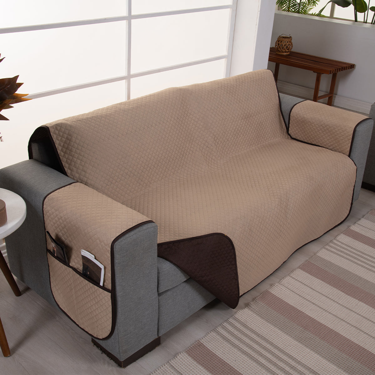 PROTETOR DE SOFÁ DUPLA FACE IMPERMEÁVEL