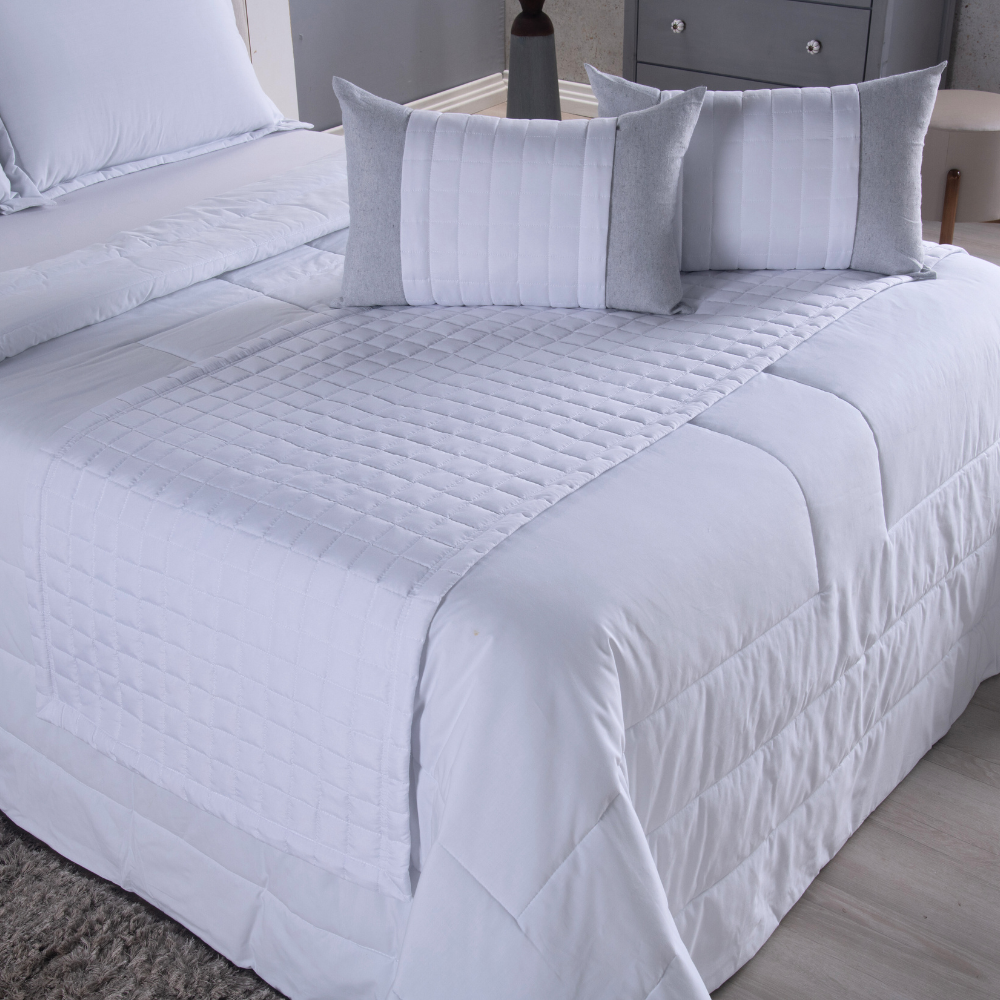 KIT PESEIRA DE CAMA COPACABANA 5 PEÇAS COM ALMOFADAS